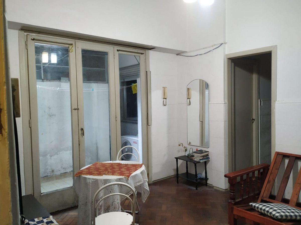 Foto de Venta PH 3 amb. San Cristóbal. P. Baja + patio!, imagen 2
