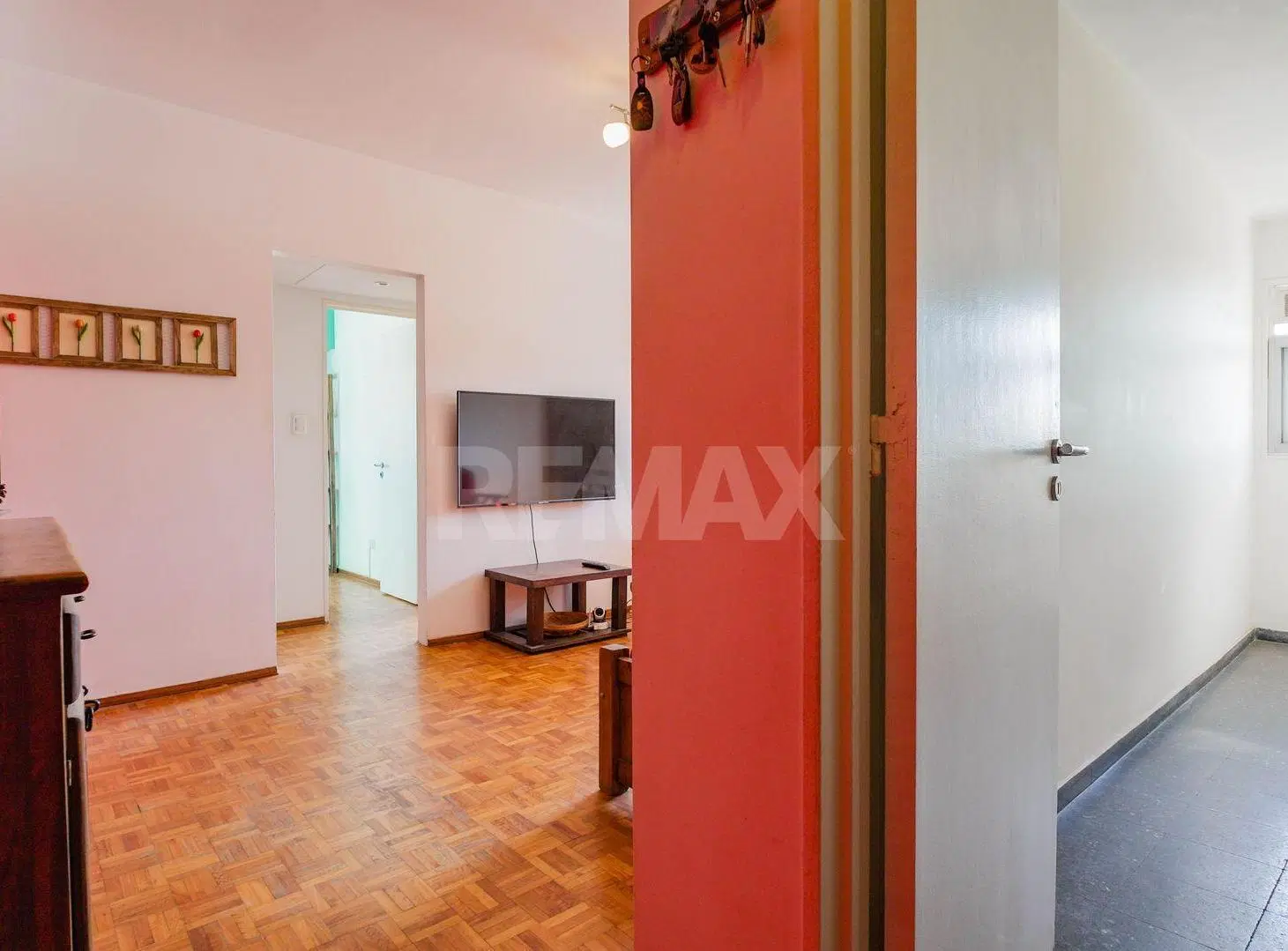 VENTA DEPARTAMENTO 3 AMBIENTES LUMINOSO EN FLORES 5