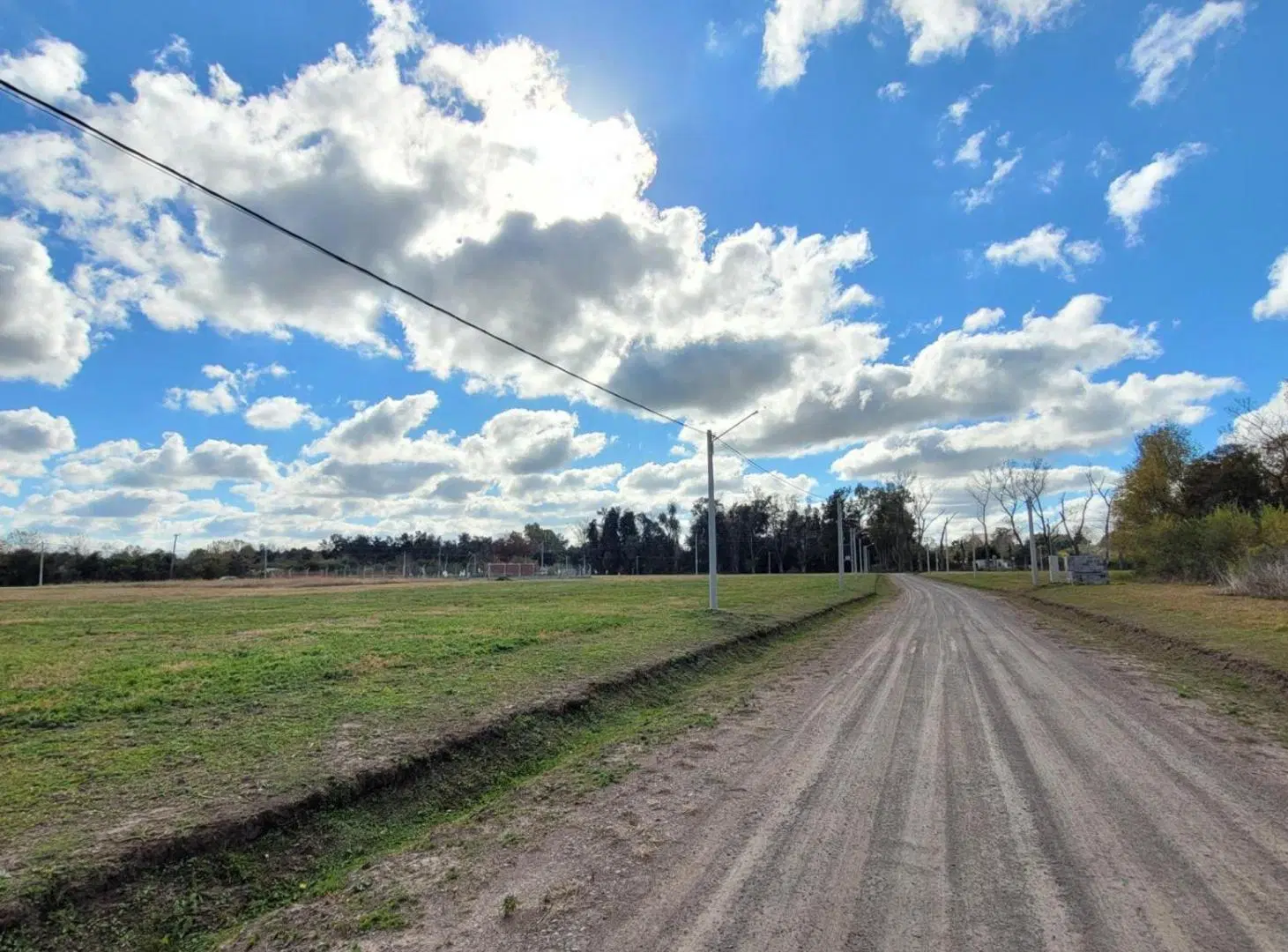 Terreno en venta Barrio Parque Robles II 4