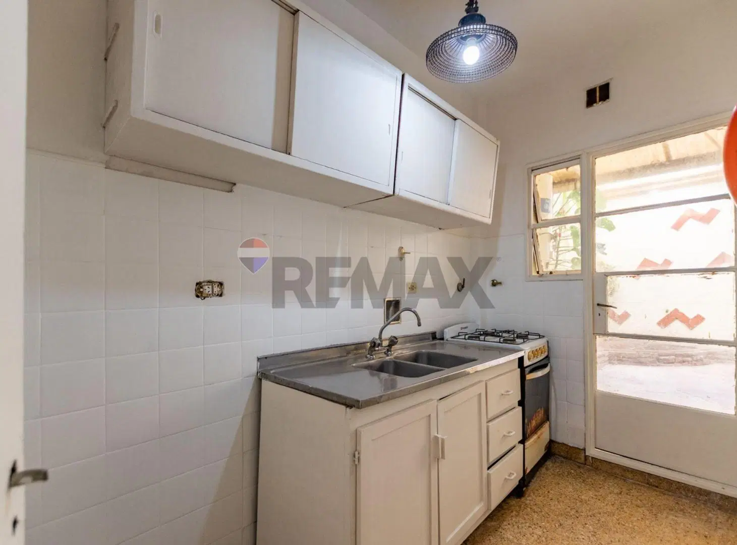 VENTA DEPTO 2 AMB + PATIO EN FLORES 8