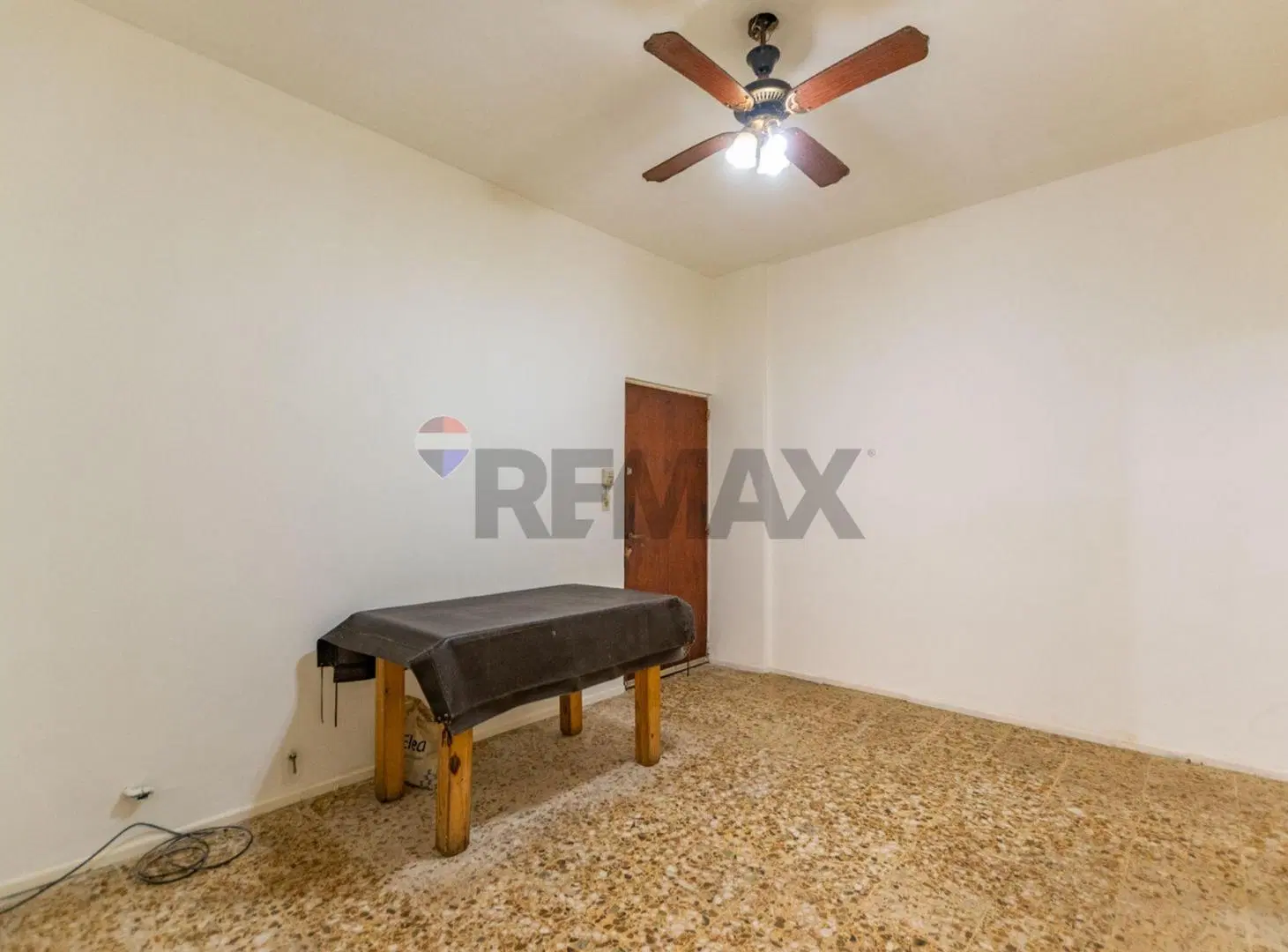 VENTA DEPTO 2 AMB + PATIO EN FLORES 4