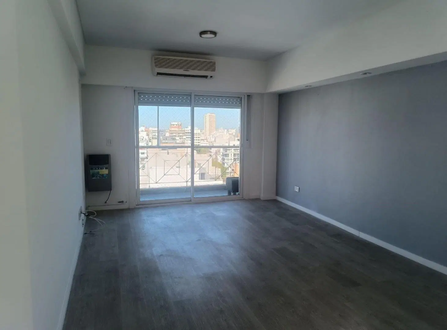 SEMIPISO 2 AMB, FRENTE, BALCON, CABALLITO 8