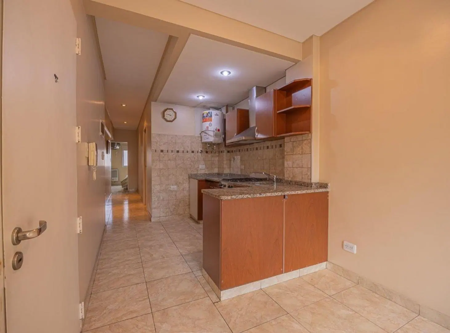 SEMIPISO, 3 AMB, BALCON, COCHERA/PARQUE AVELLANEDA 3