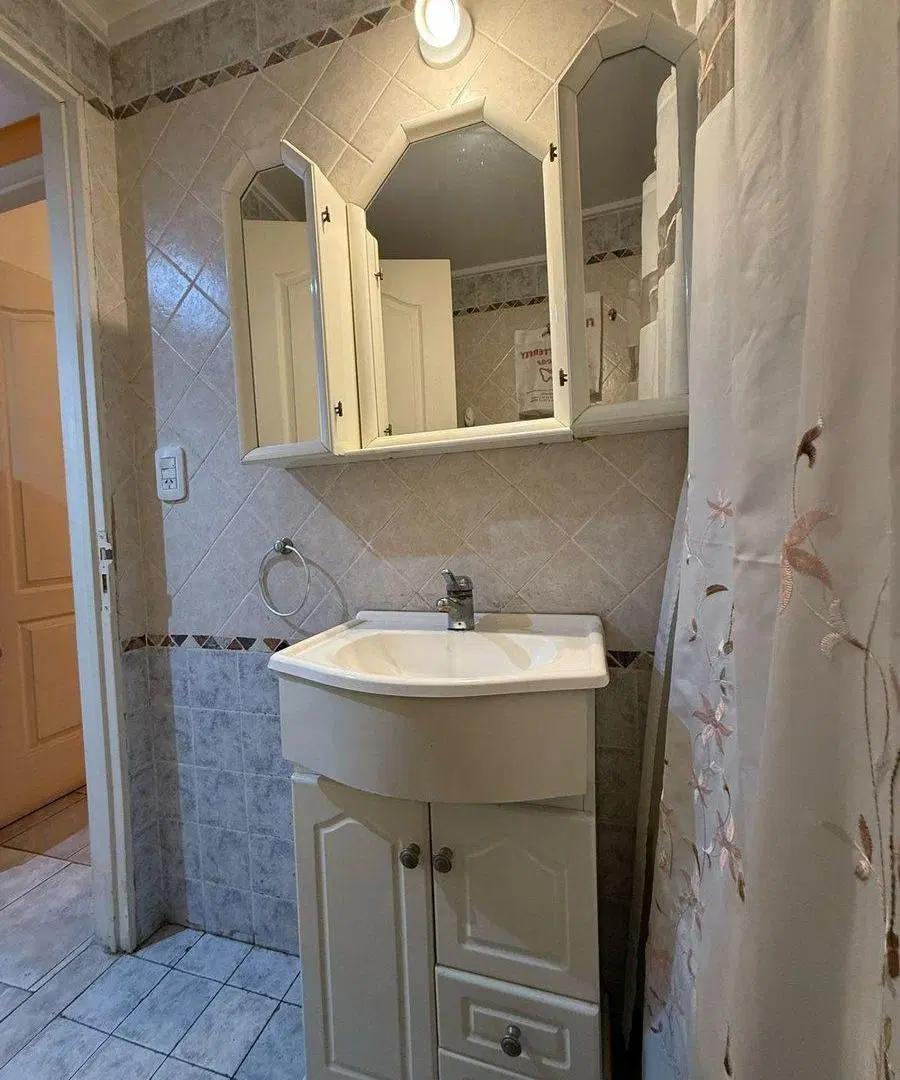 VENTA DE 2 AMB. EN RAMOS MEJIA CON SUM Y PARRILLA 3