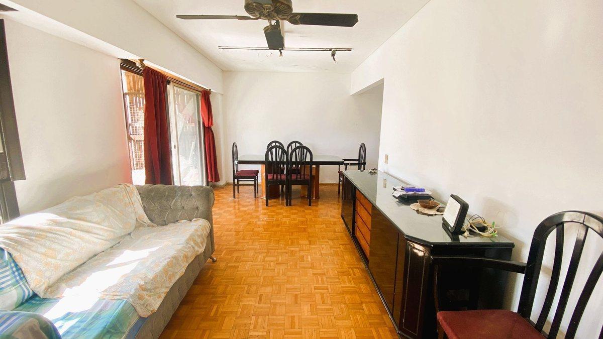 Foto de VENTA DPTO 4 AMB COCHERA BALCON LUMINOSO BALVANERA, imagen 1