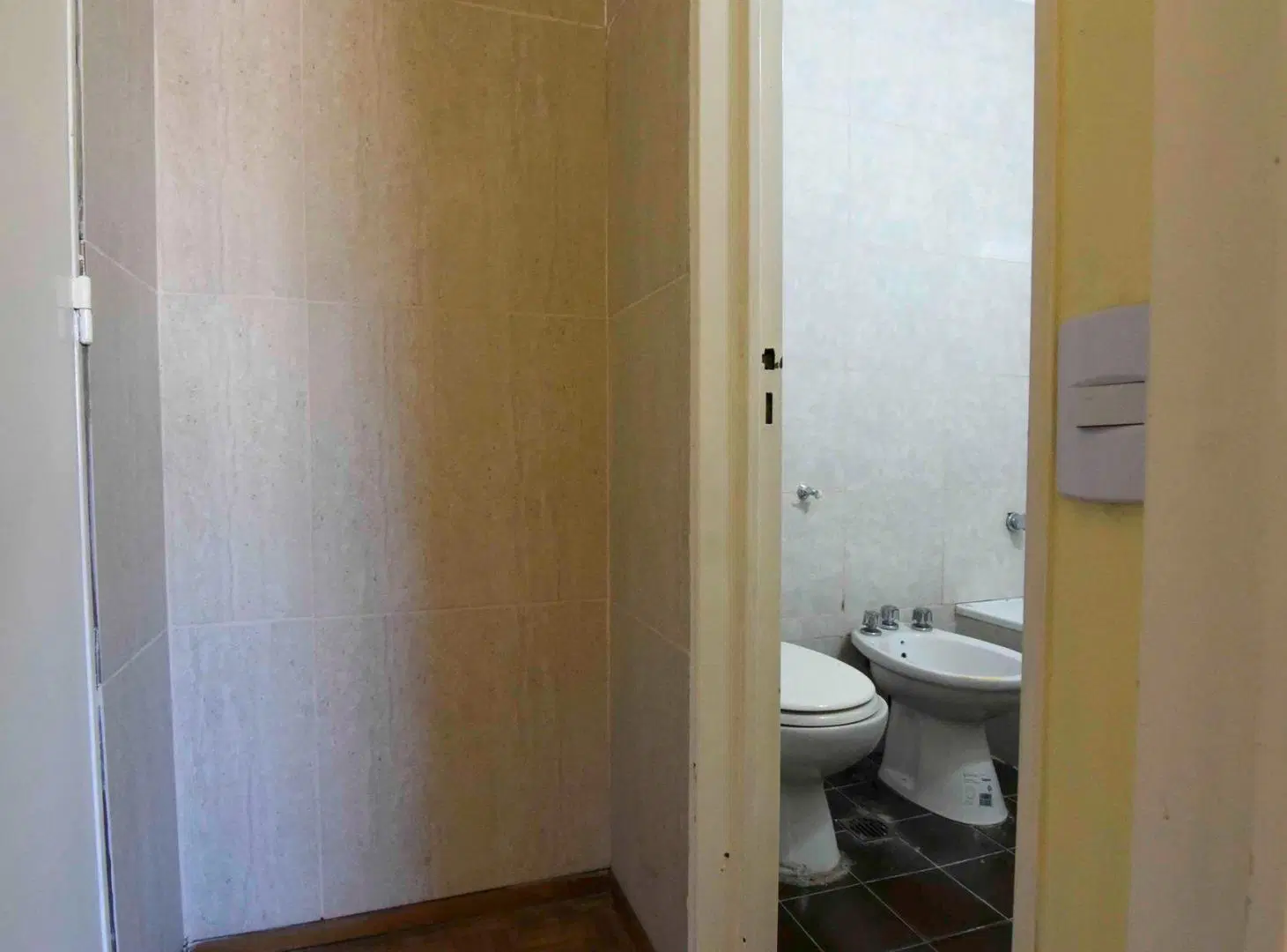 Departamento en Alquiler – 2 Amb con Balcón FLORES 8