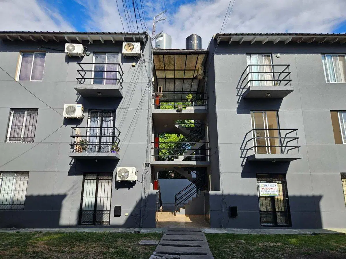 VENTA MONOAMBIENTE LUMINOSO C/ BALCÓN EN MORON 4