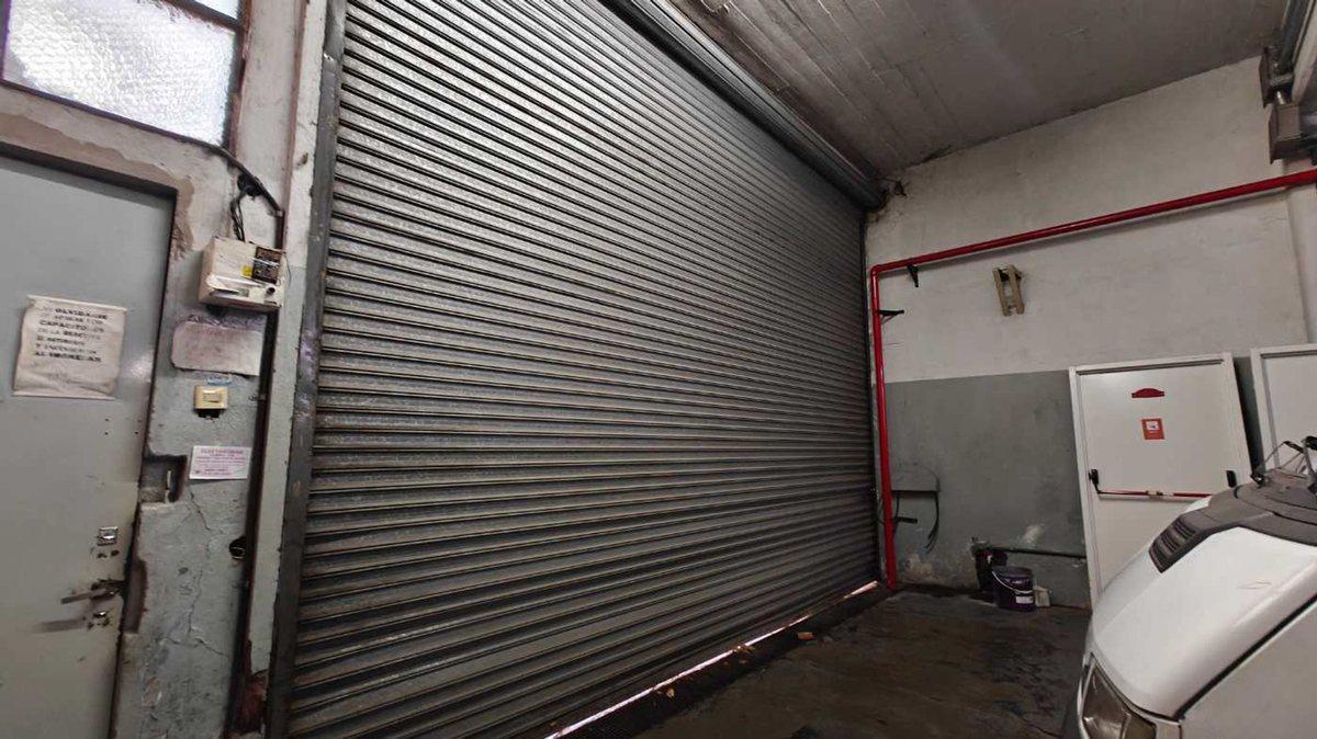 Foto de VENTA Depósito/ Galpón en Mataderos + 1300m2 cub, imagen 3