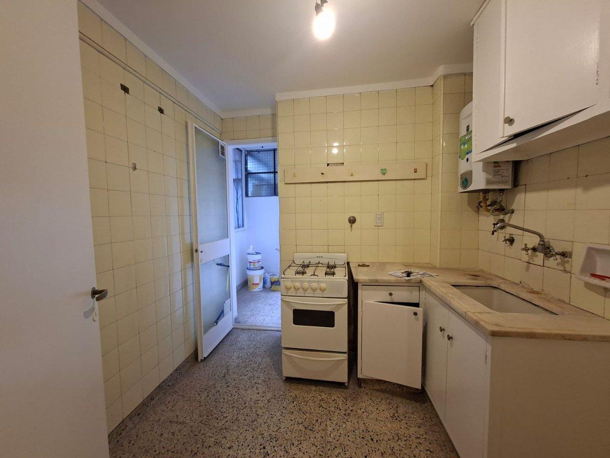 Foto de VENTA ALMAGRO 2 AMB. CON COCHERA A MTS DE AV RIV., imagen 1