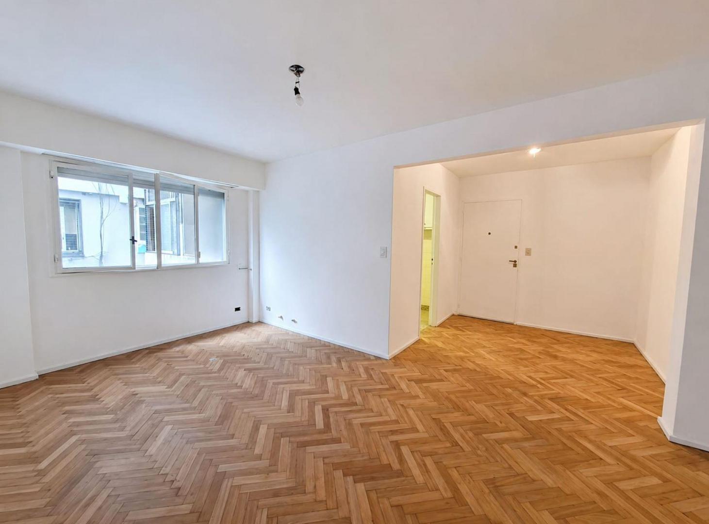 Foto de VENTA ALMAGRO 2 AMB. CON COCHERA A MTS DE AV RIV., imagen 2
