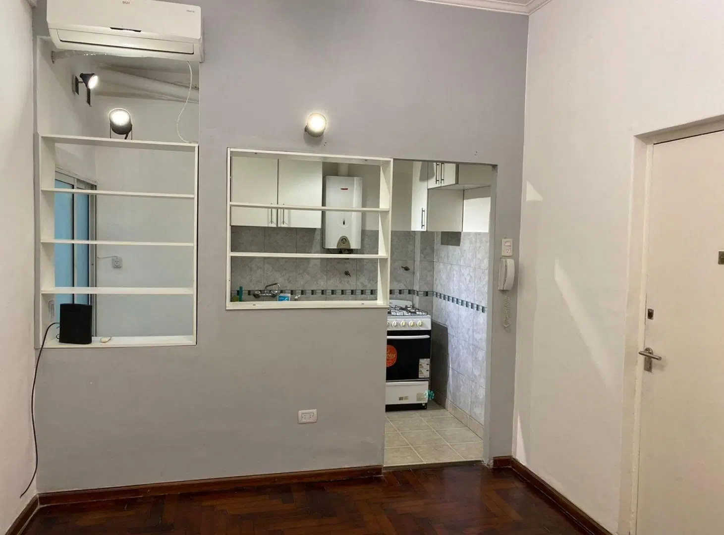 PH EN VENTA 2 AMBIENTES CON PATIO  | CABALLITO 2