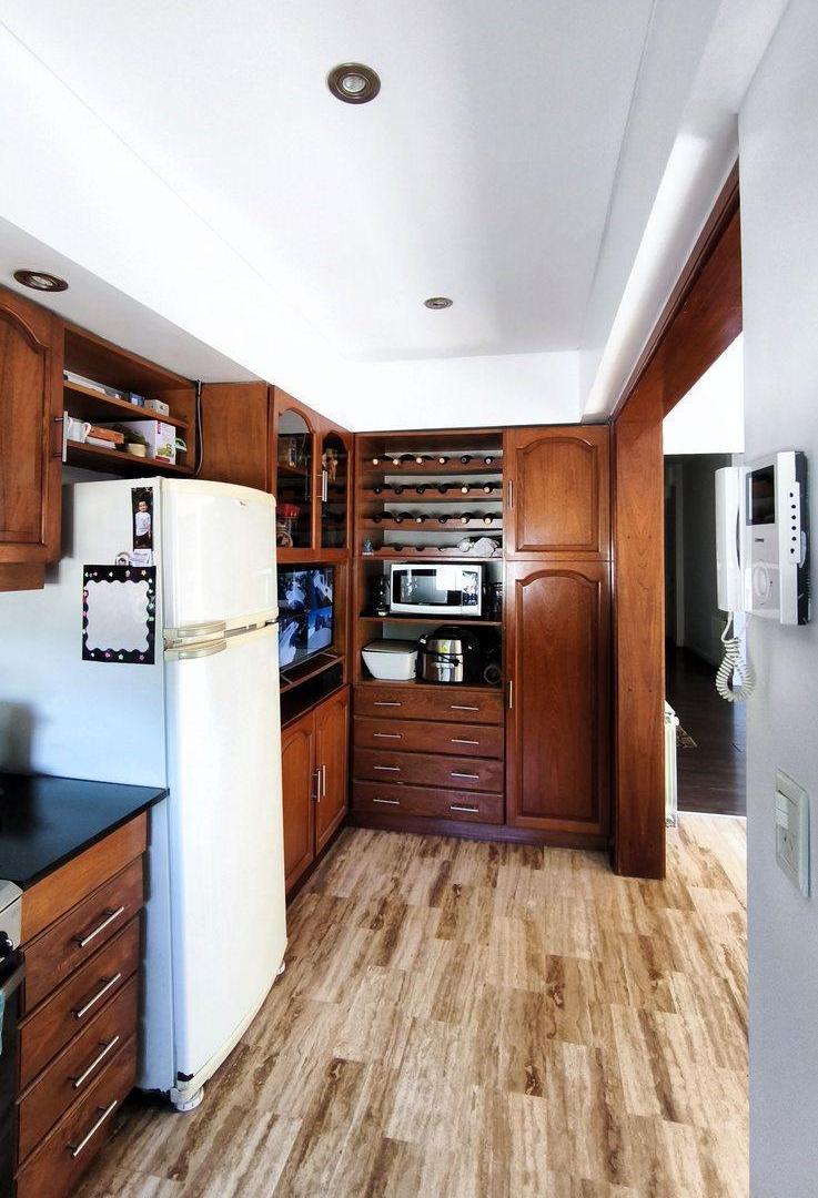 Foto de VENTA CASA IMPECABLE 3 AMB MAS GALPON EN LANUS, imagen 5