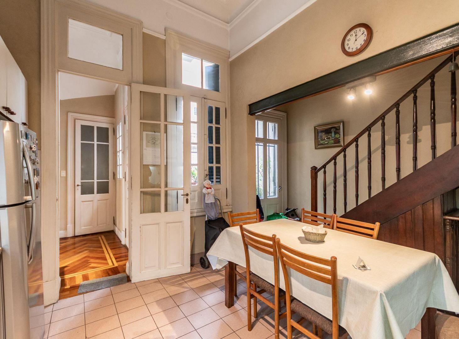 Foto de VENTA CASA + 2 LOCALES A PASOS DE AV CABILDO, imagen 3