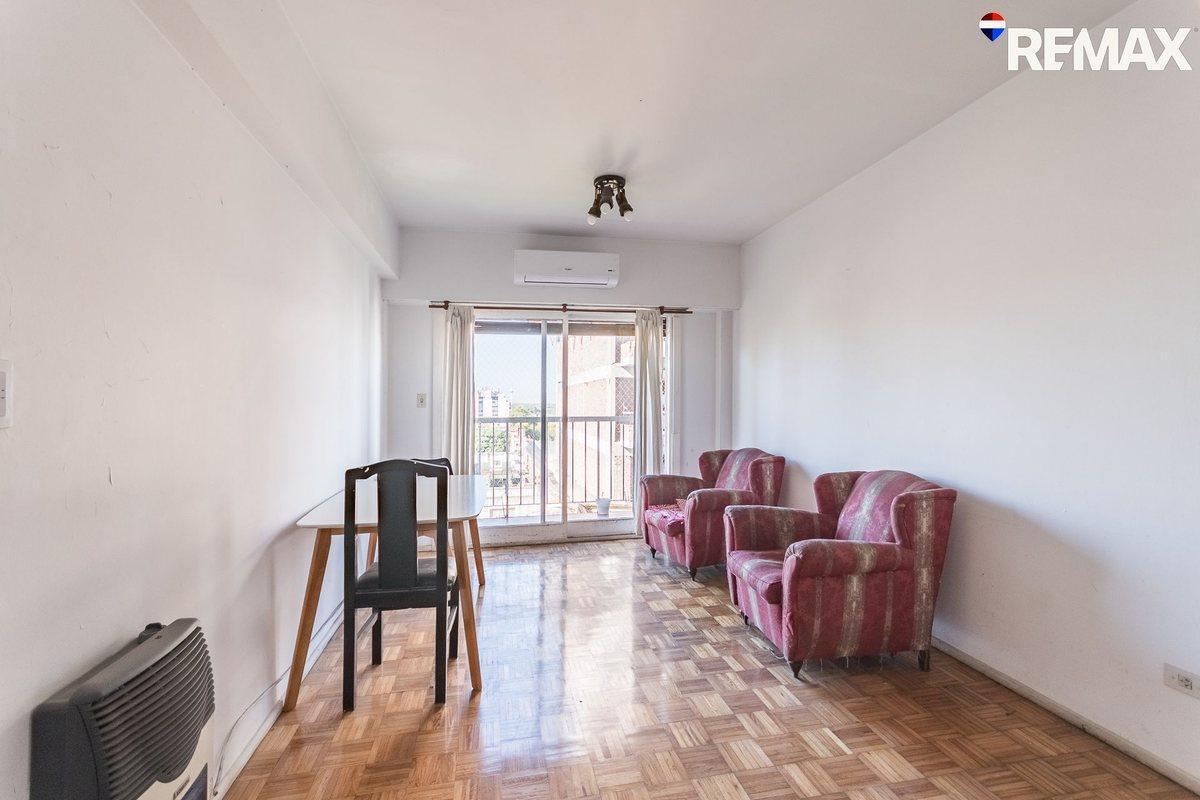 Foto de VENTA DEPARTAMENTO 4 AMB CON BALCON- FLORES, imagen 5