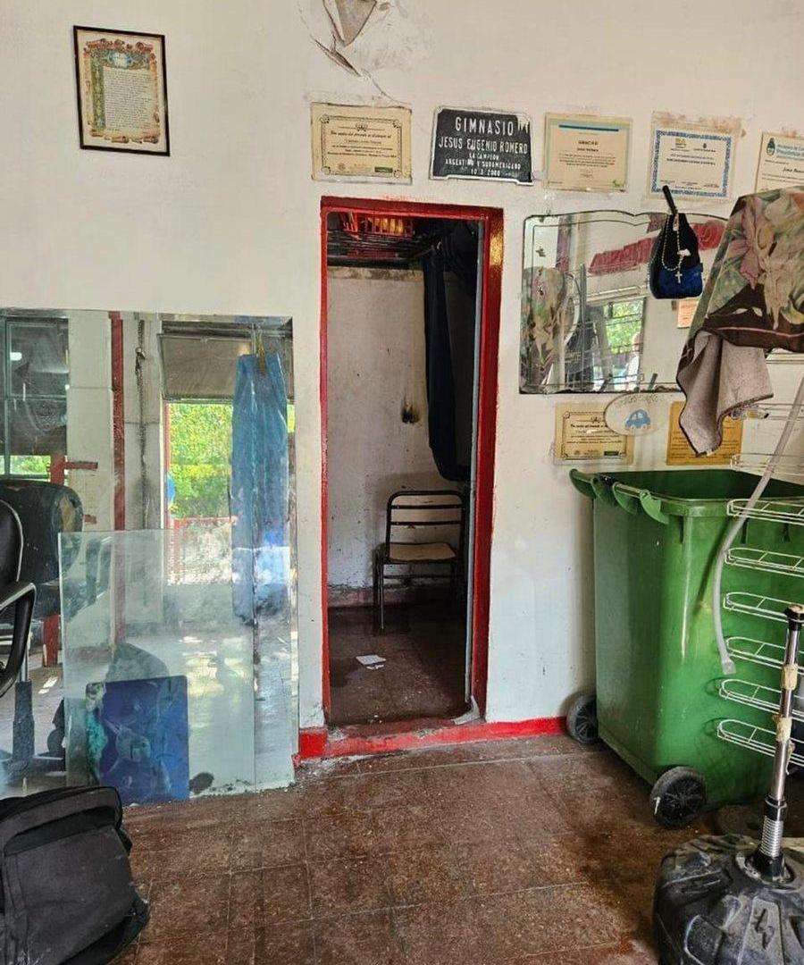 Foto de VENTA LOCAL FLORES SUR IDEAL DEPOSITO, imagen 1