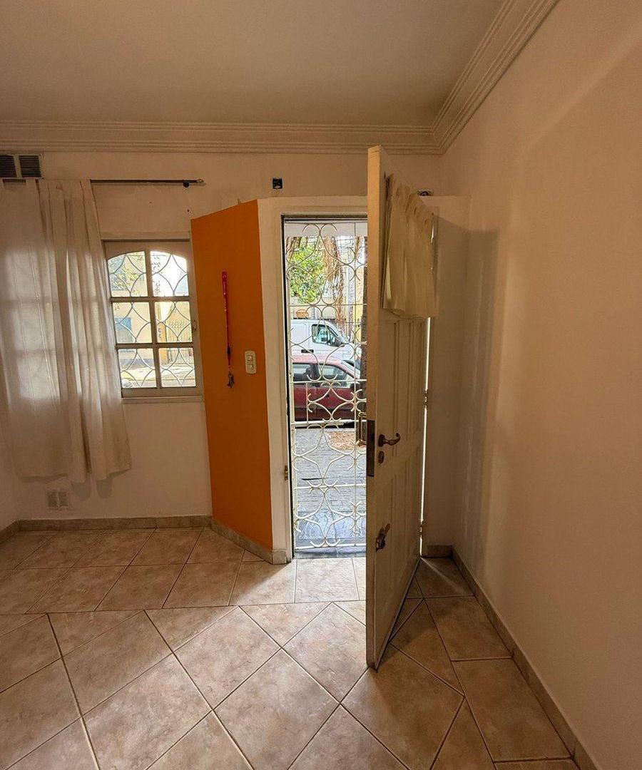 Foto de VENTA DE 2 AMB. EN RAMOS MEJIA CON SUM Y PARRILLA, imagen 3