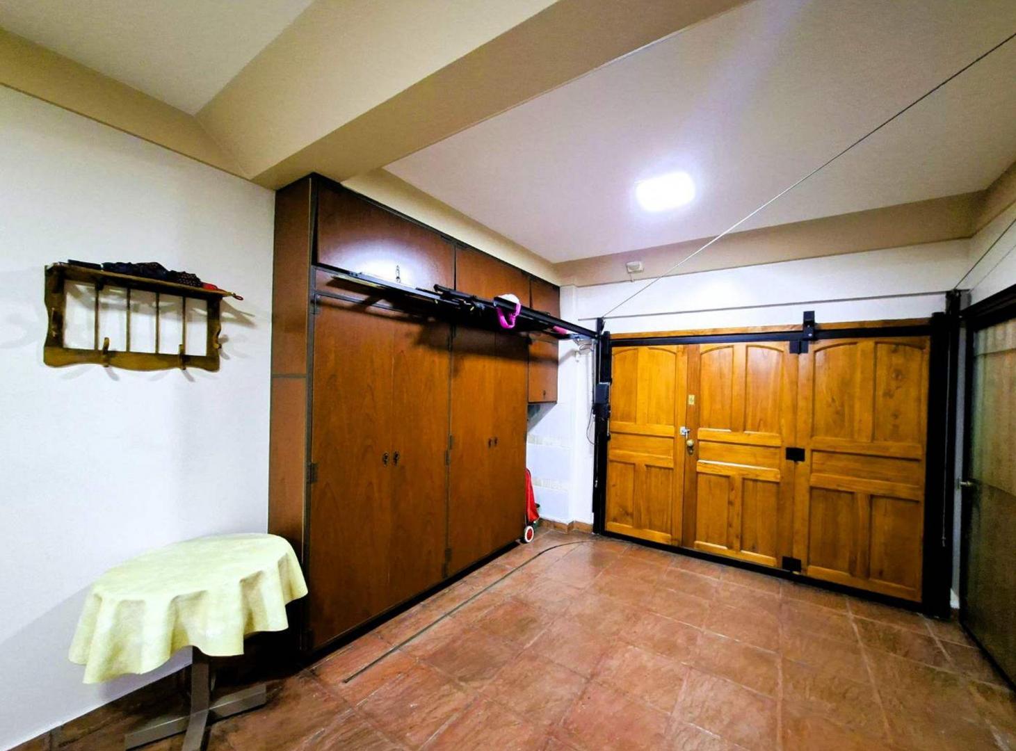 Foto de Venta Casa TRIPLEX 5 Ambientes B. NAÓN- Mataderos, imagen 3