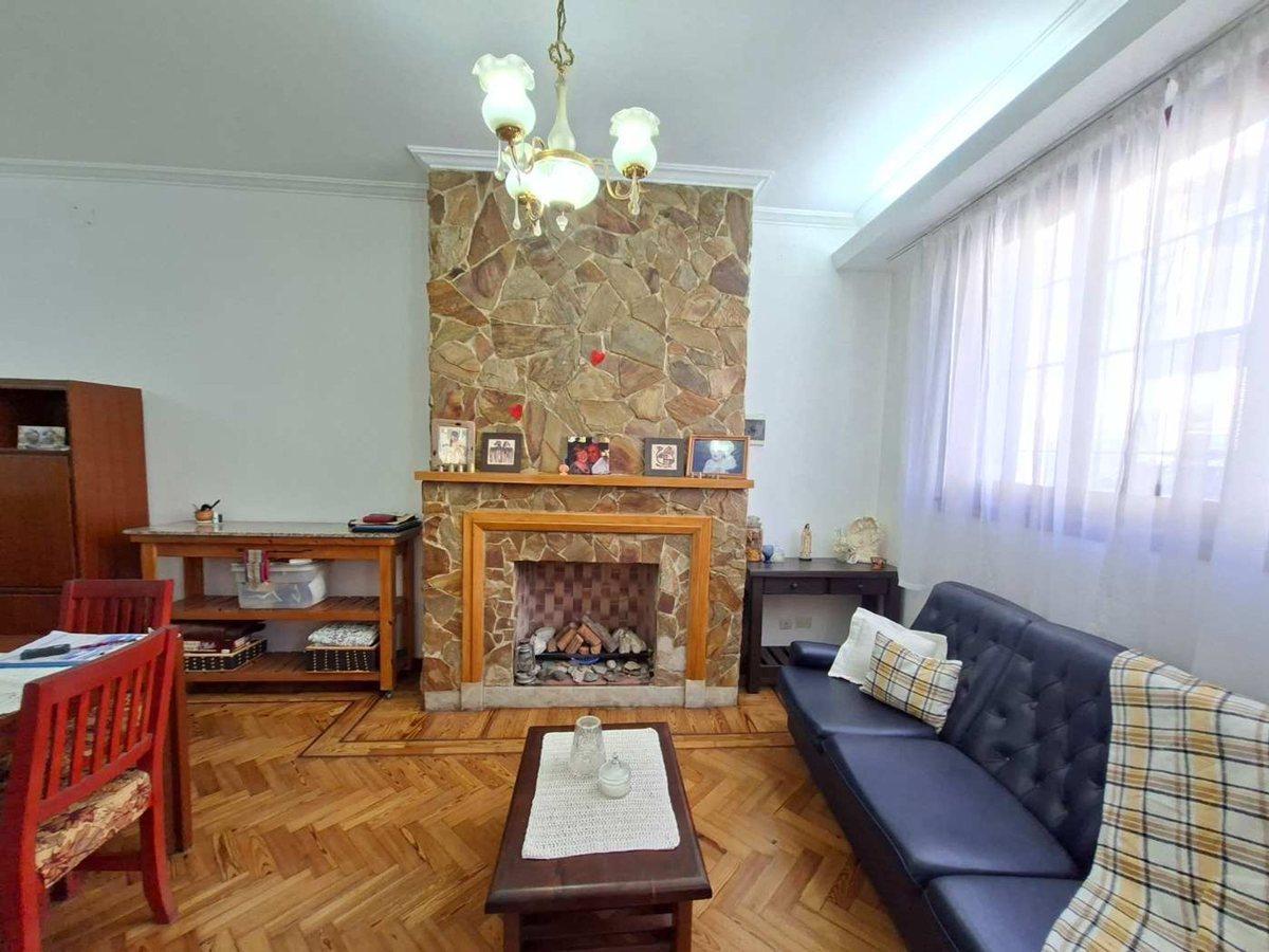 Foto de Venta Casa 4 Ambientes en LINIERS. APTO CREDITO, imagen 2