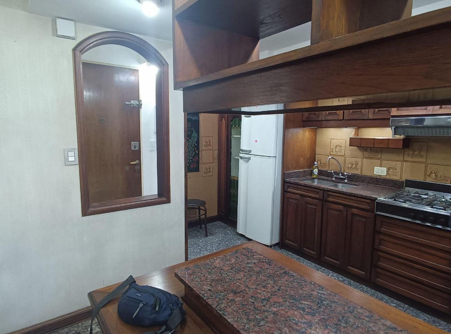 Foto de DEPTO 4 AMBIENTES + BALCÓN CORRIDO EN FLORESTA, imagen 4