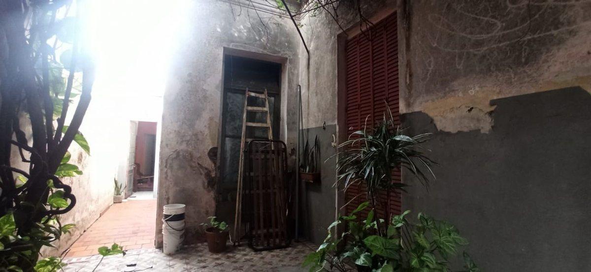 Foto de VENTA CASA EN PROPIO P. CHACABUCO SOBRE AV. VERNET, imagen 1