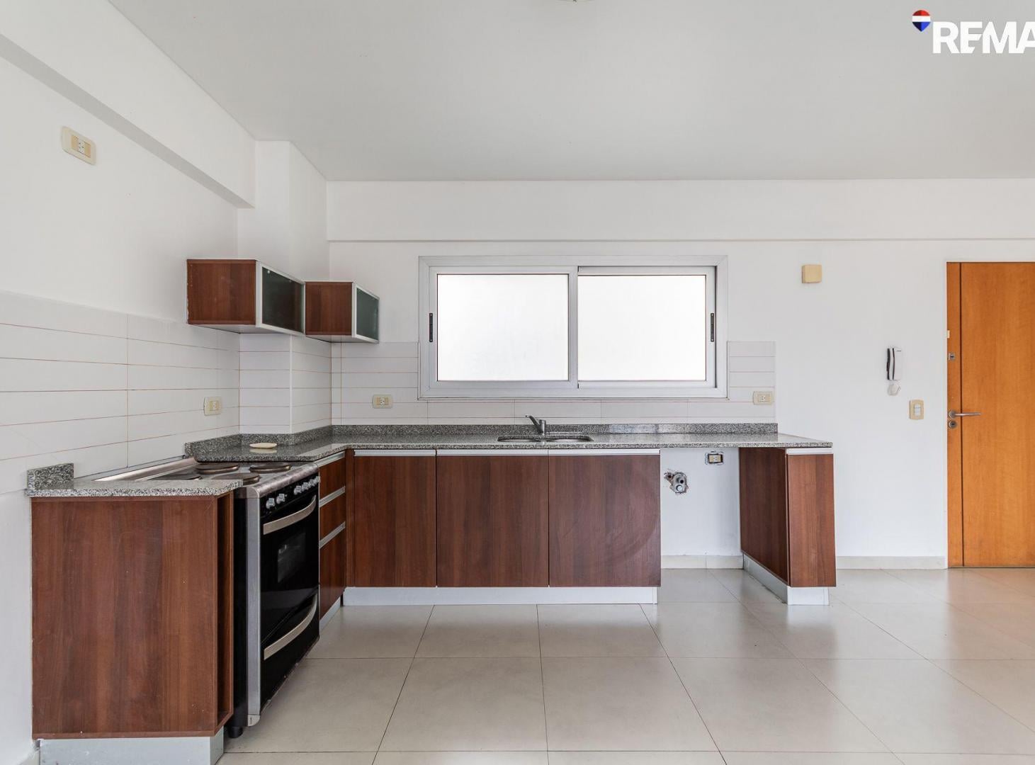 Foto de VENTA DEPARTAMENTO 2 AMBIENTES C/ COCHERA-FLORESTA, imagen 4