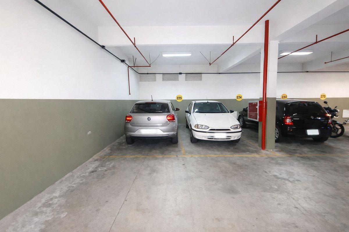 Foto de COCHERA DOBLE VILLA LURO, imagen 3
