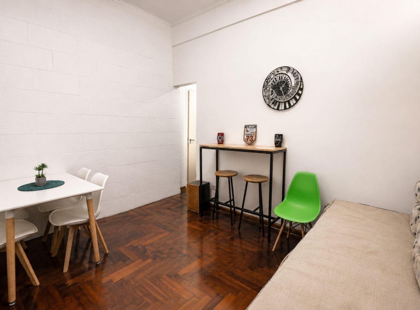 Foto de PH EN VENTA 2 AMBIENTES CON PATIO | CABALLITO, imagen 2