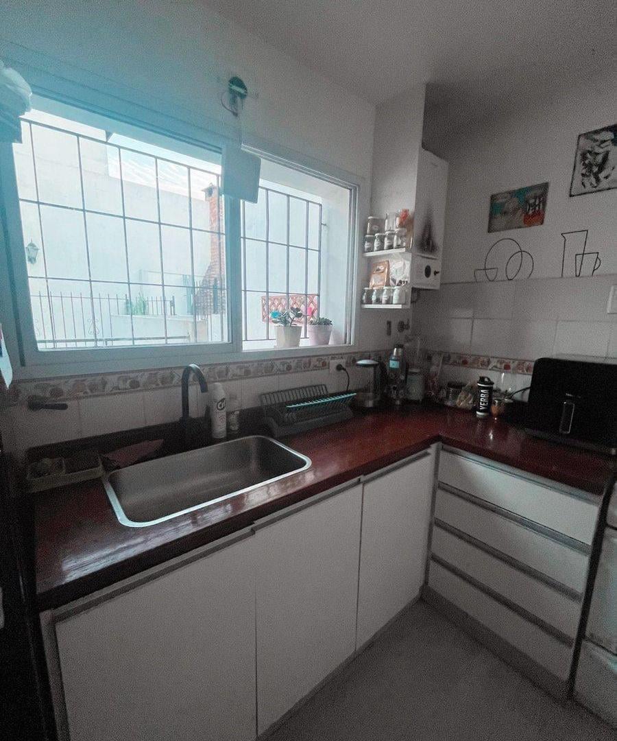 Foto de VENTA PH DUPLEX 3 AMB. VERSALLES S/EXP., imagen 3