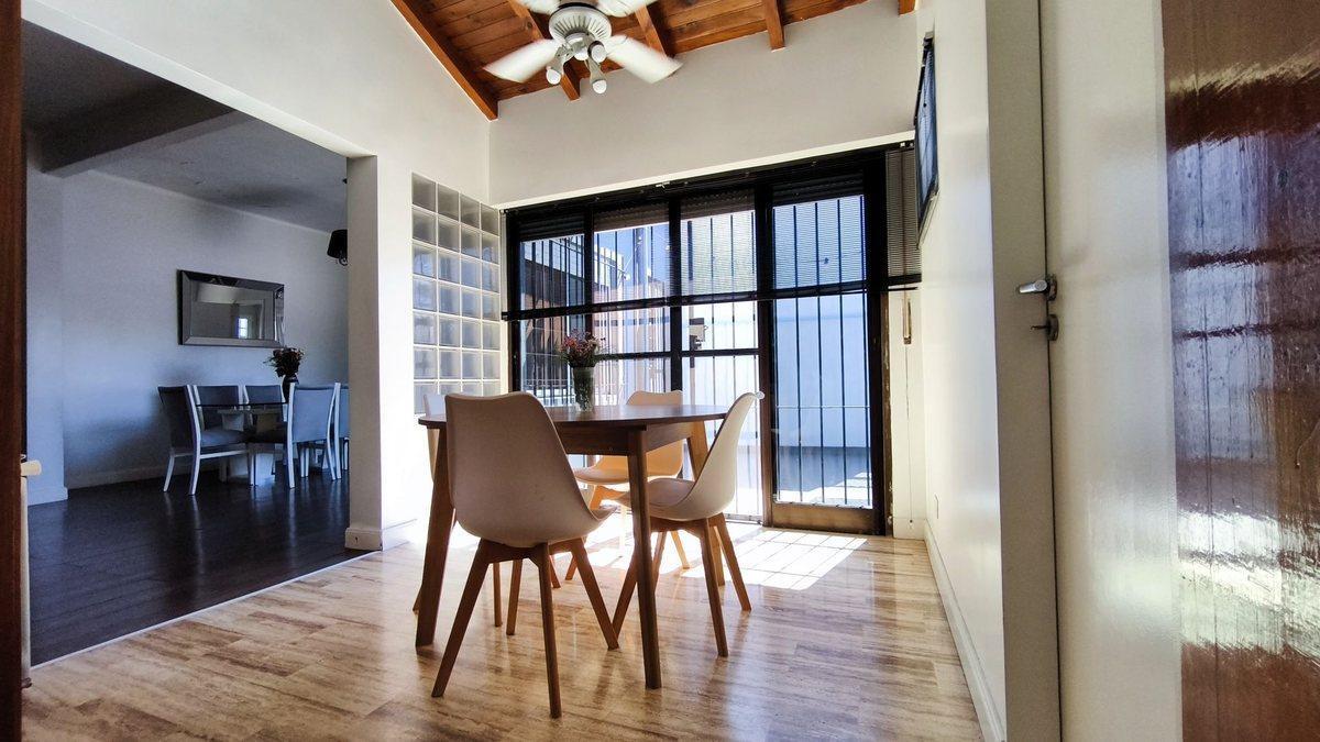 Foto de VENTA CASA IMPECABLE 3 AMB MAS GALPON EN LANUS, imagen 2