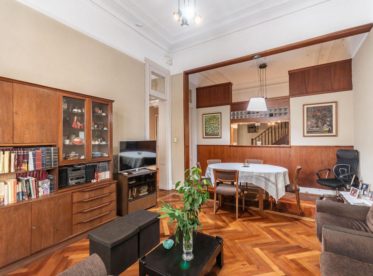 Foto de VENTA CASA + 2 LOCALES A PASOS DE AV CABILDO, imagen 5