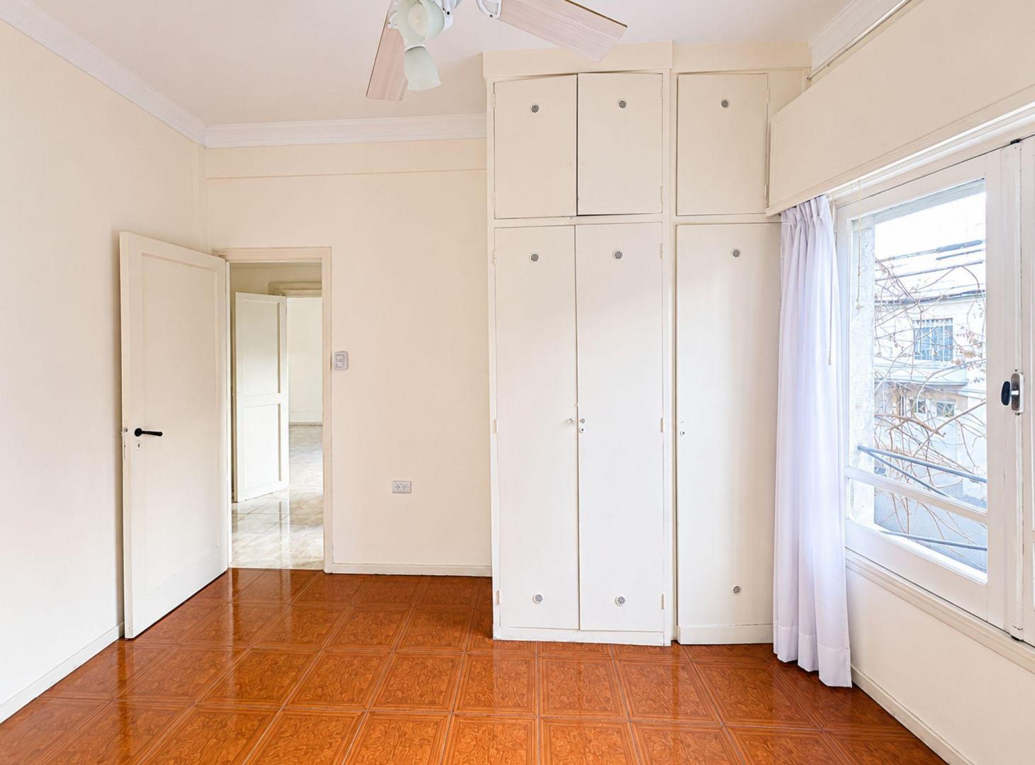 Foto de VENTA DEPTO 3 AMBIENTES + DEPENDENCIA | CABALLITO, imagen 3