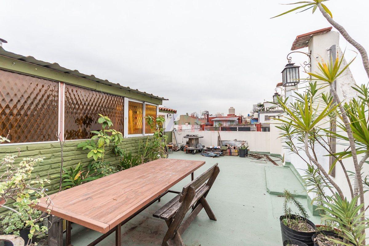 Foto de VENTA PH 4 AMBIENTES BALCÓN Y TERRAZA- P.CHACABUCO, imagen 2