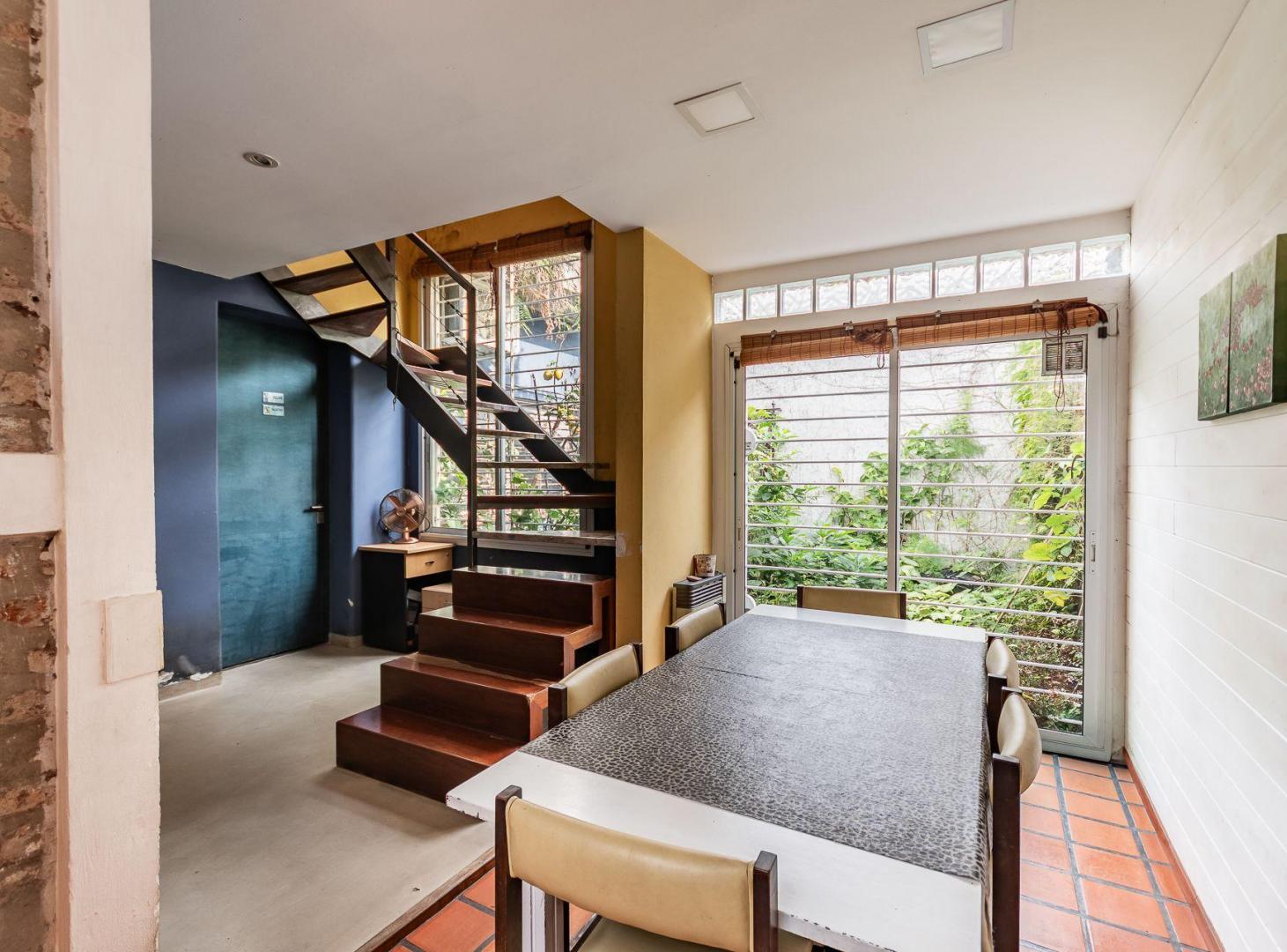 Foto de VENTA CASA 5 AMB RECICLADA CON TERRAZA, V. PARQUE, imagen 4