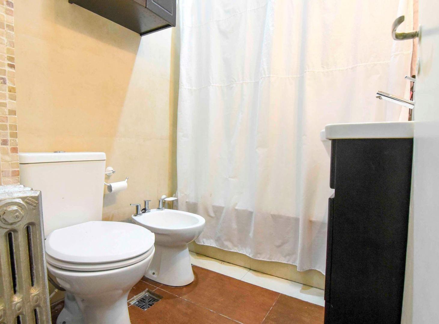 Foto de VENTA DEPARTAMENTO 3 AMBIENTES CON PATIO | FLORES, imagen 3