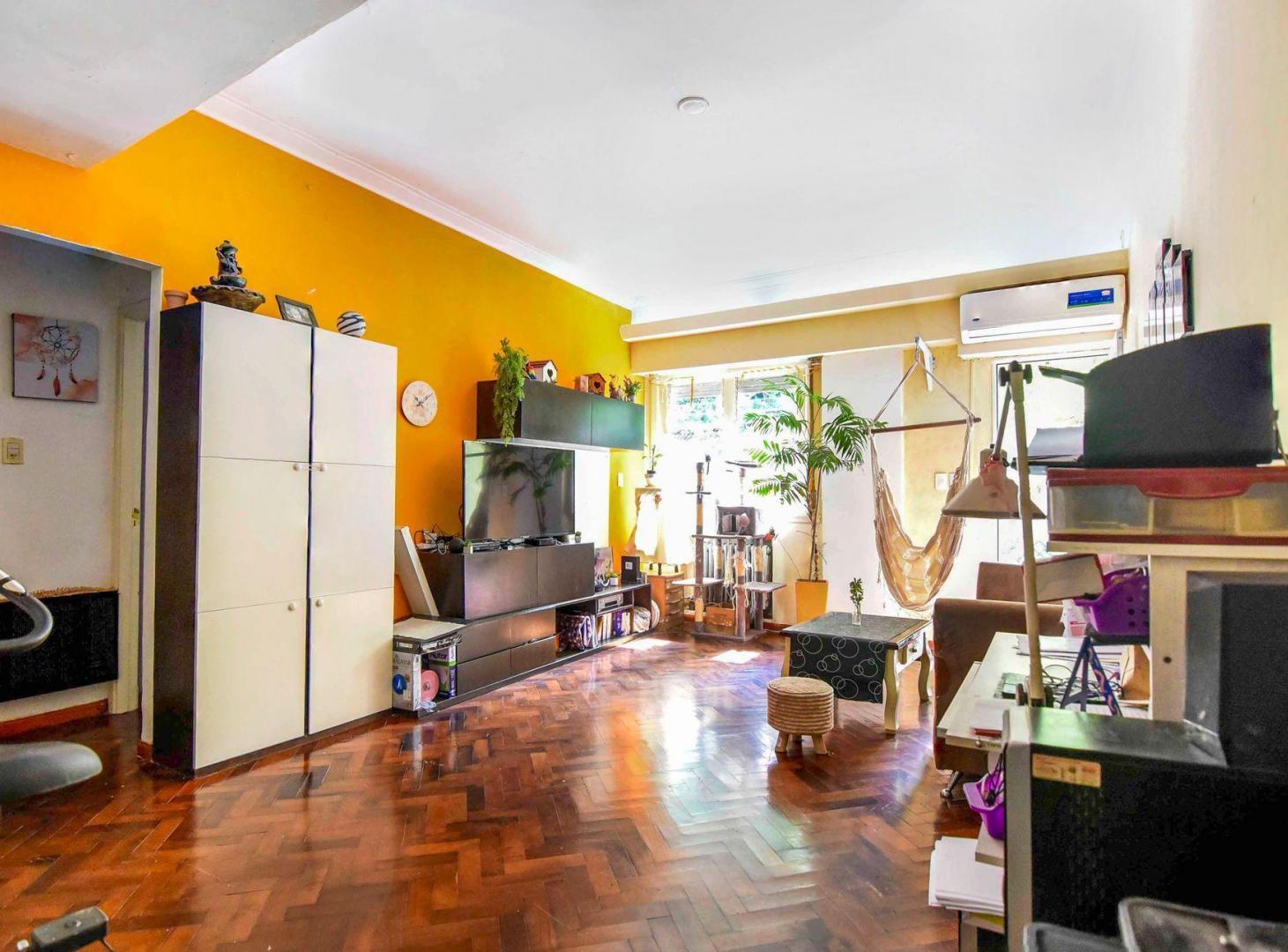 Foto de VENTA DEPARTAMENTO 3 AMBIENTES CON PATIO | FLORES, imagen 2