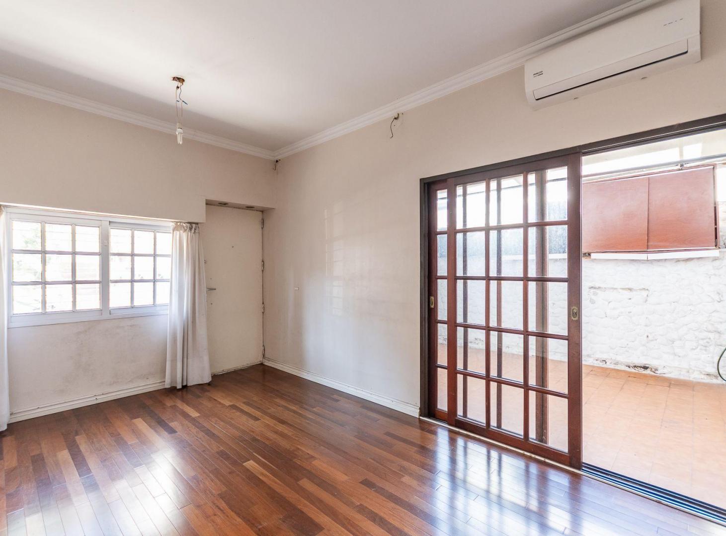 Foto de VENTA PH 3 AMB. CON COCHERA, TERRAZA Y QUINCHO, imagen 3