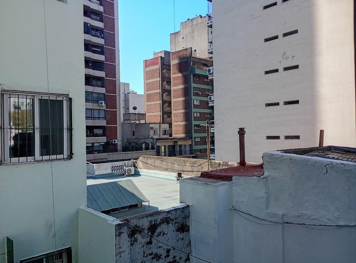 Foto de Alquiler 2 amb, balcón, lavadero, luminoso, Flores, imagen 1