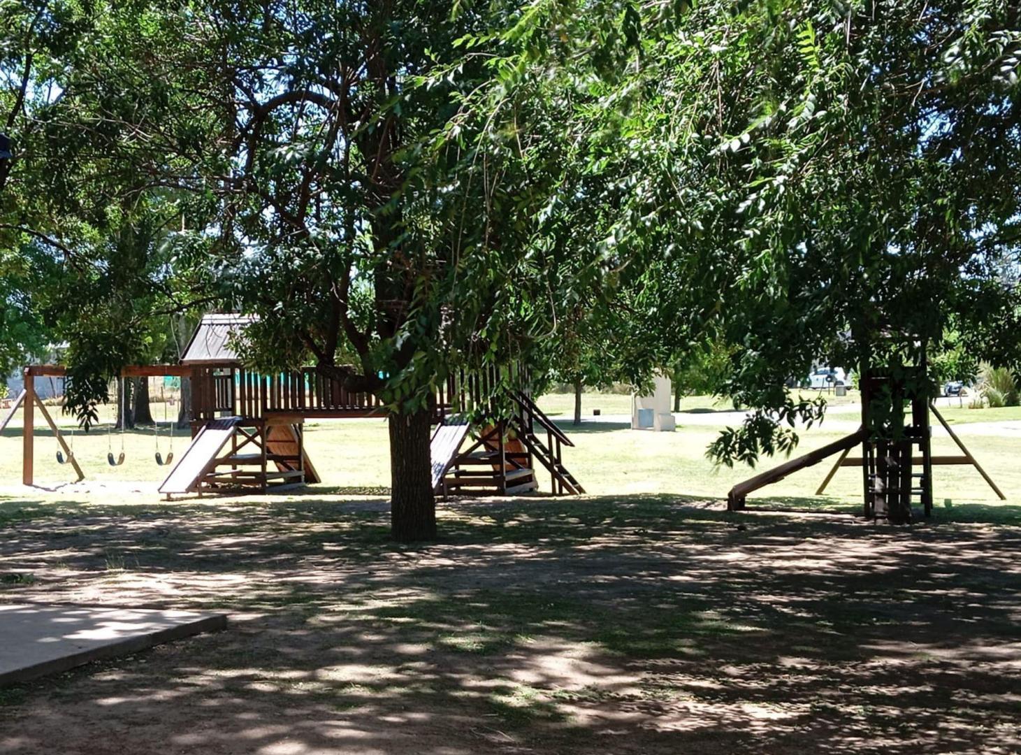 Foto de Venta lote Barrio Fincas del Alba-Canning 1265 M2, imagen 4
