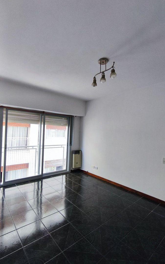 Foto de VENTA 2 AMB ZONA VIAL COSTERO VICENTE LOPEZ, imagen 1