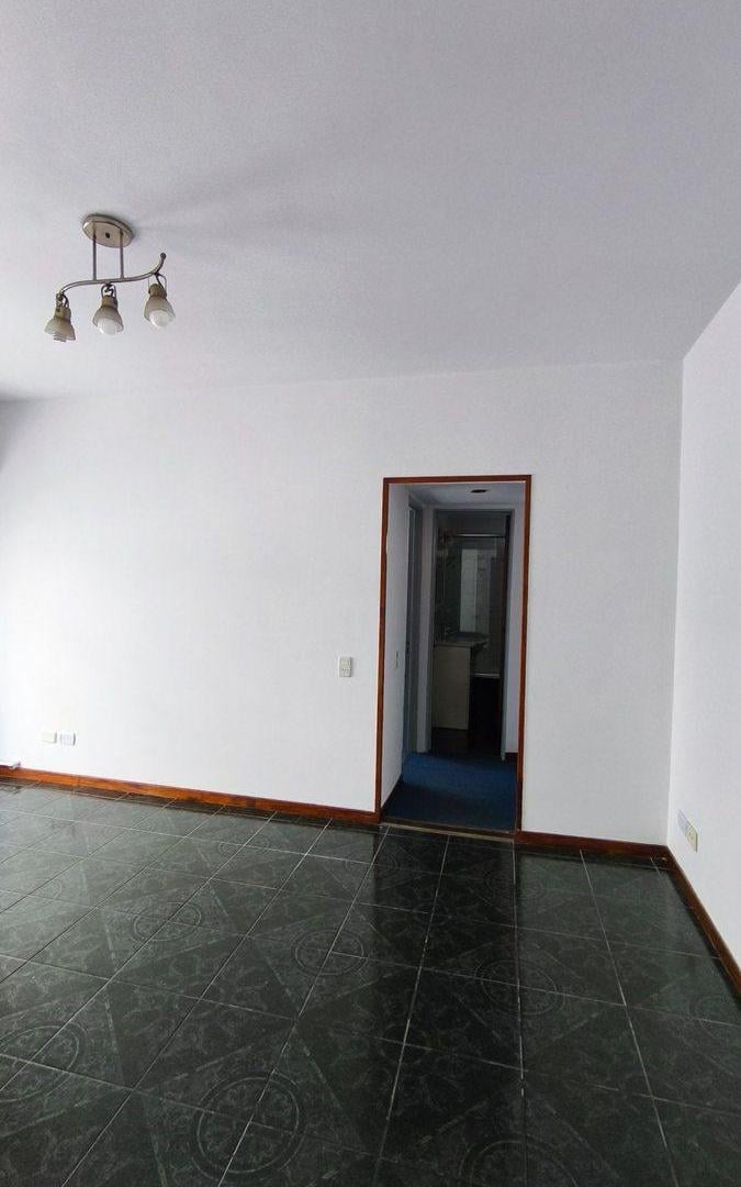 Foto de VENTA 2 AMB ZONA VIAL COSTERO VICENTE LOPEZ, imagen 2