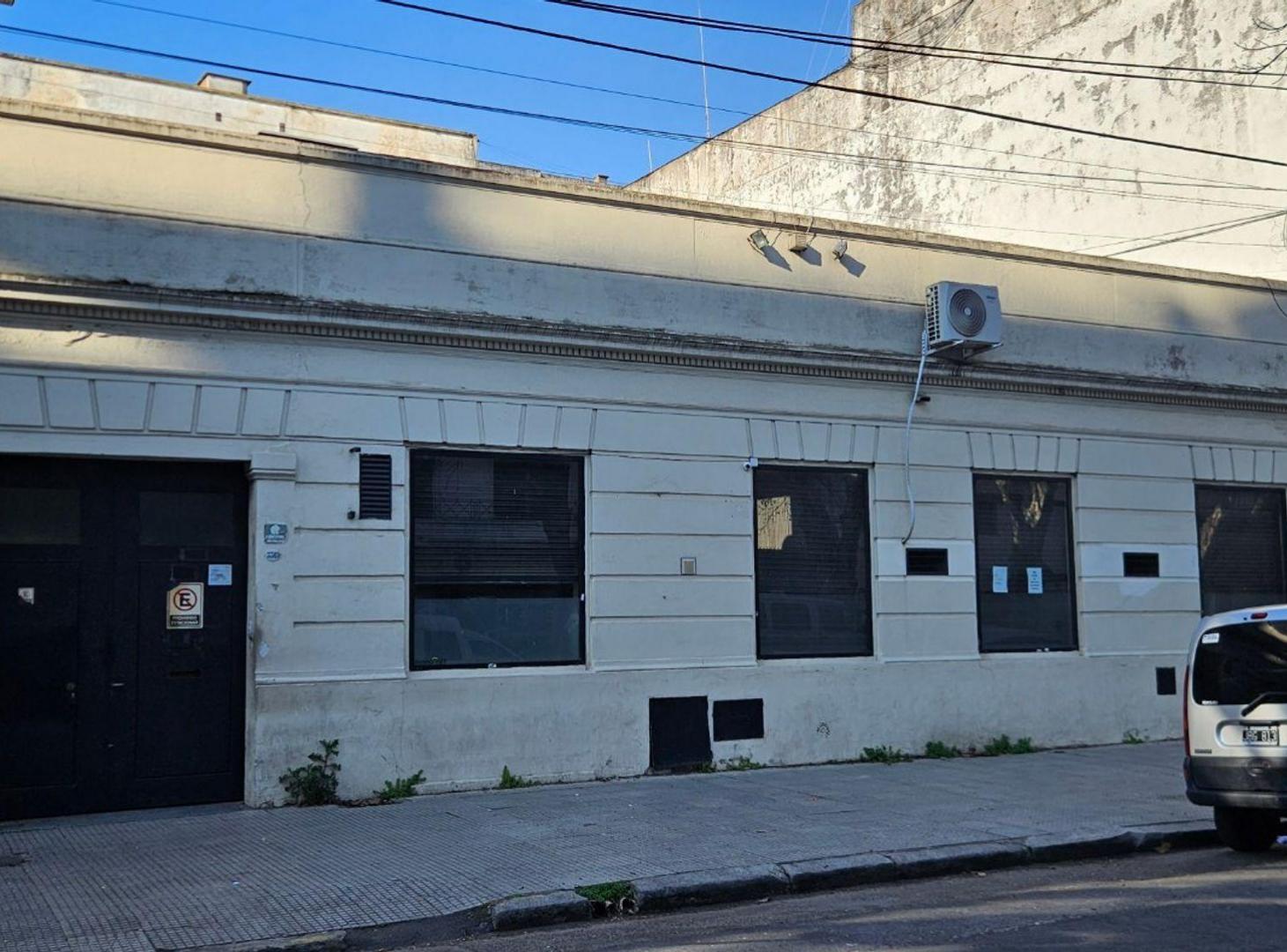 Foto de VENTA LOTE DOBLE FRENTE - VILLA DEL PARQUE, imagen 2