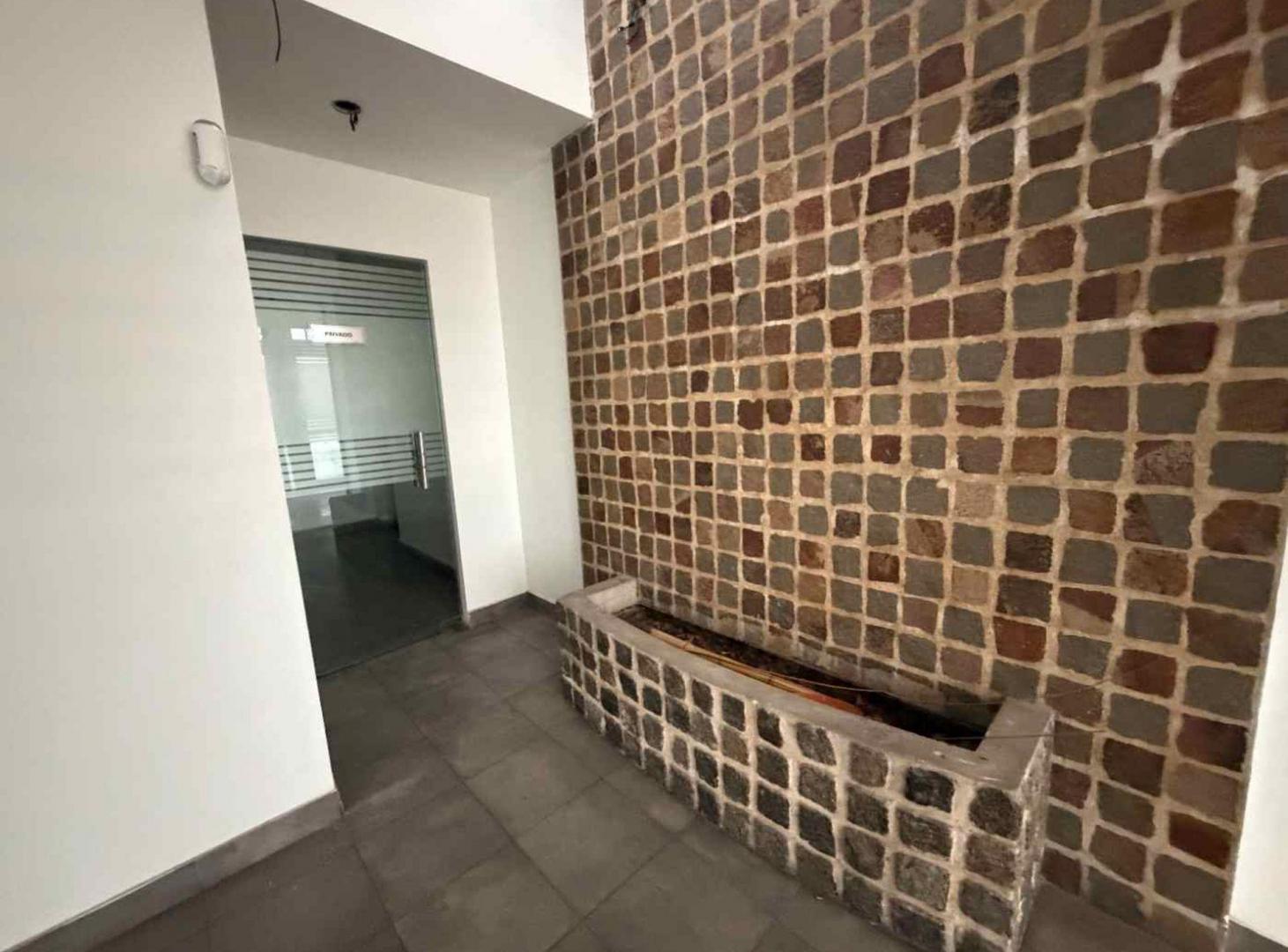 Foto de LOCAL COMERCIAL 300 M² + TERRAZA 300 M², imagen 5