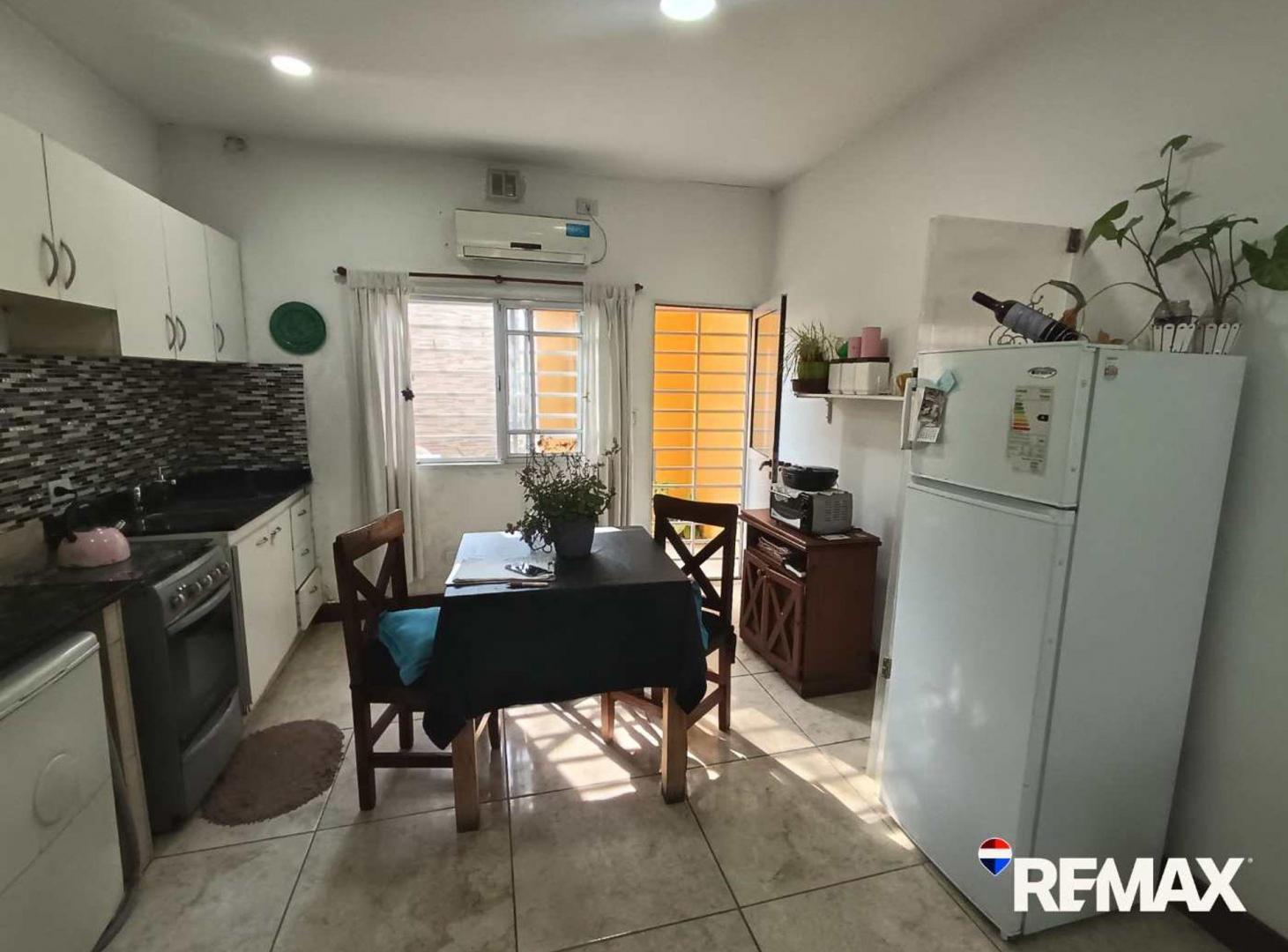 Foto de DUPLEX 3 AMB. CON PATIO Y SIN EXPENSAS - BURZACO, imagen 3