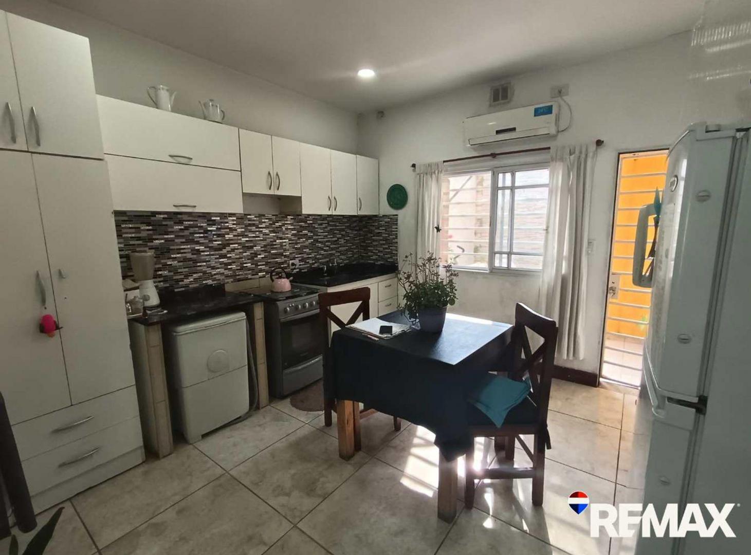 Foto de DUPLEX 3 AMB. CON PATIO Y SIN EXPENSAS - BURZACO, imagen 4