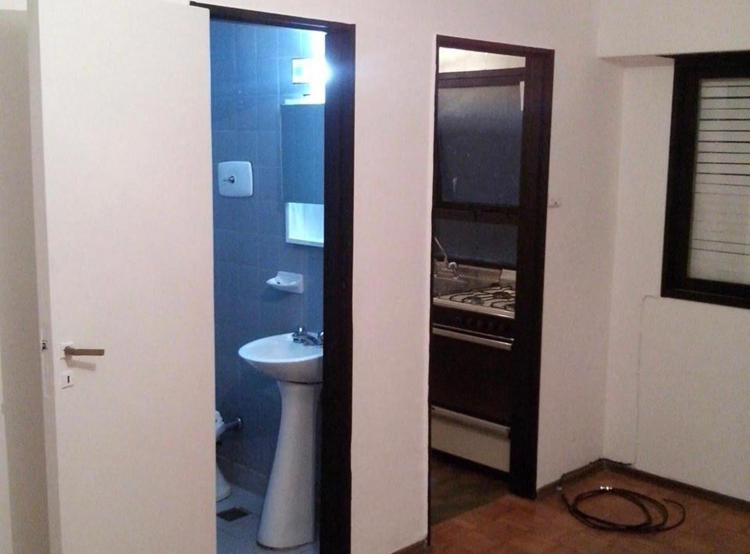Foto de OPORTUNIDAD MONOAMBIENTE A RECICLAR, imagen 4