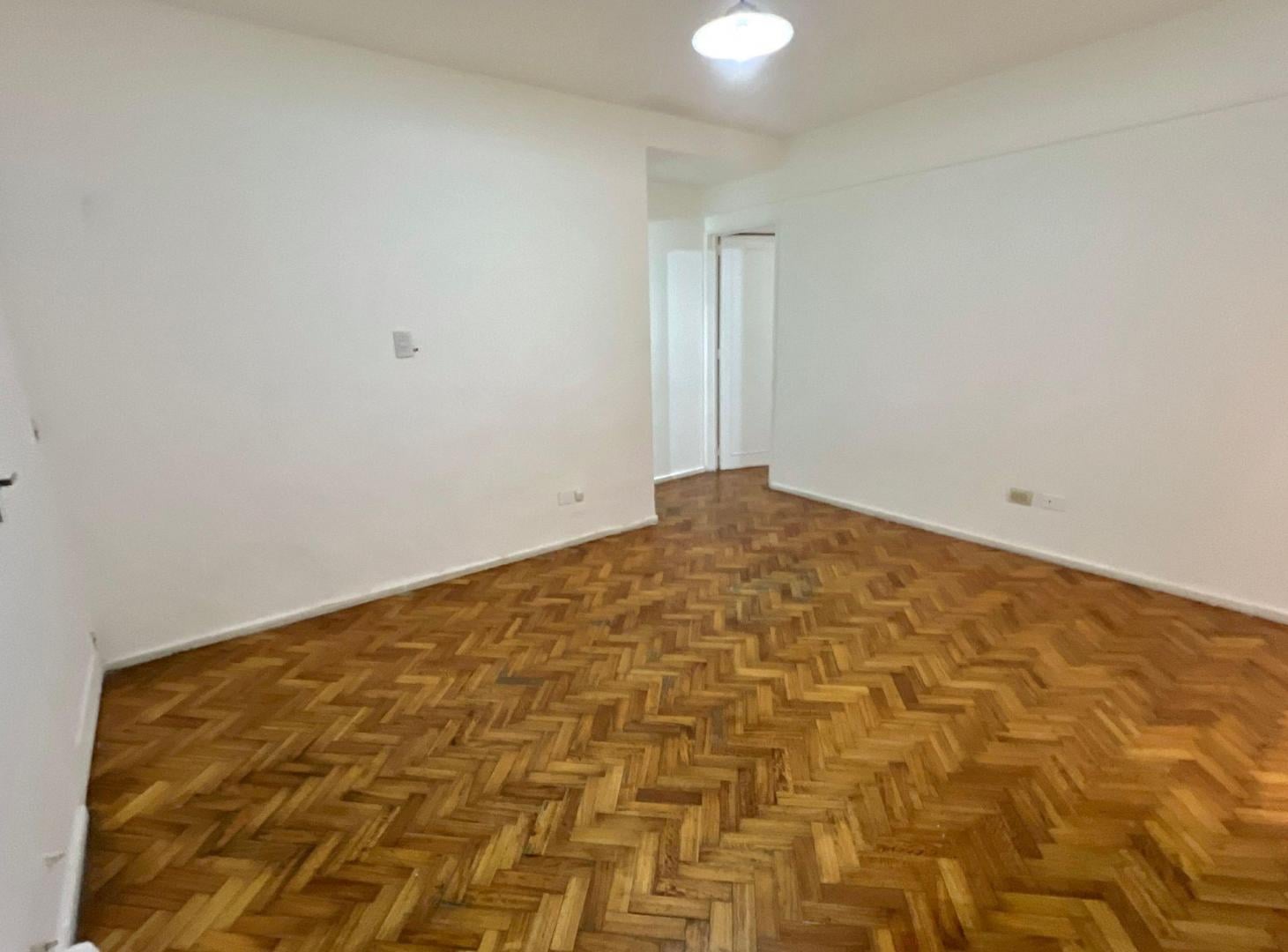 Foto de VENTA DEPTO 2 AMBIENTES CON PATIO - CABALLITO-PUAN, imagen 4