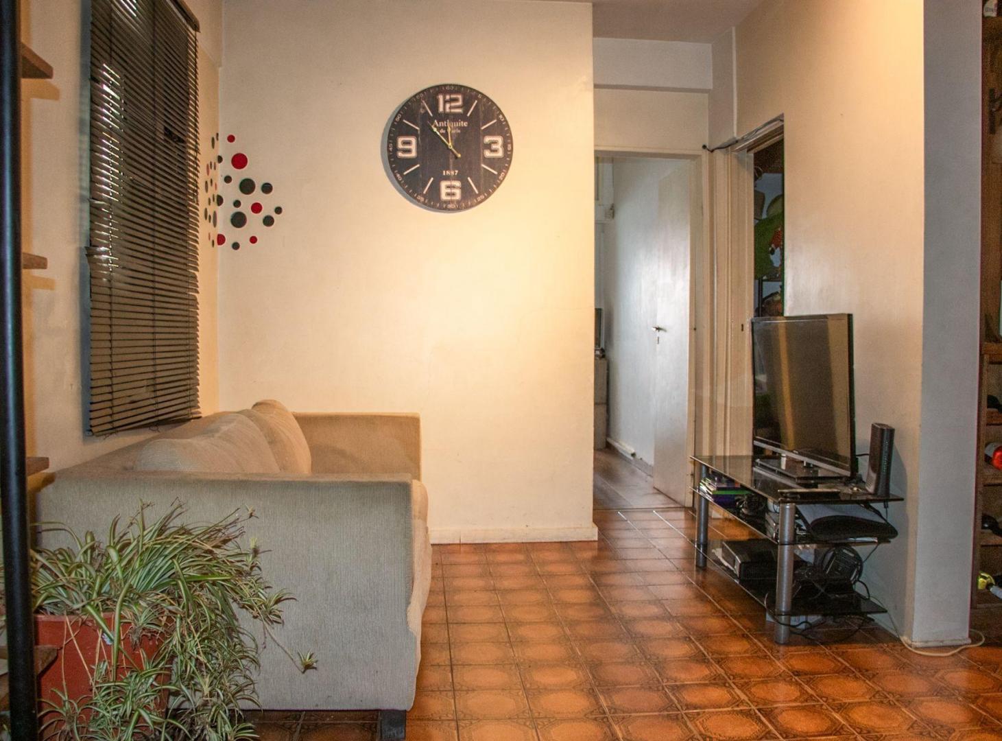 Foto de VENTA 3 AMB CON PATIO PARRILLA VICENTE LOPEZ, imagen 5