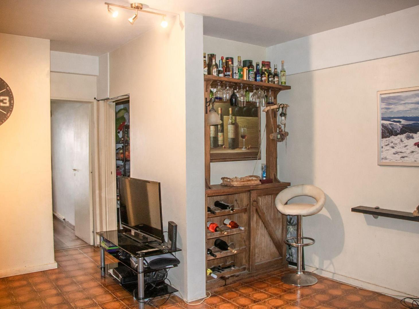 Foto de VENTA 3 AMB CON PATIO PARRILLA VICENTE LOPEZ, imagen 4