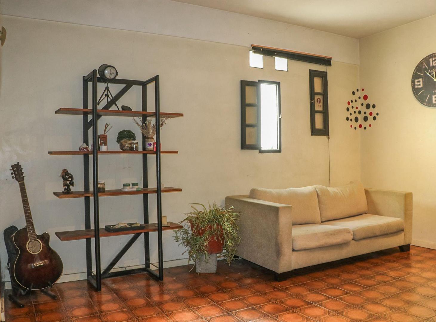 Foto de VENTA 3 AMB CON PATIO PARRILLA VICENTE LOPEZ, imagen 2