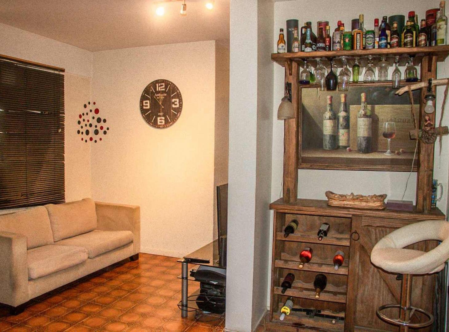 Foto de VENTA 3 AMB CON PATIO PARRILLA VICENTE LOPEZ, imagen 1